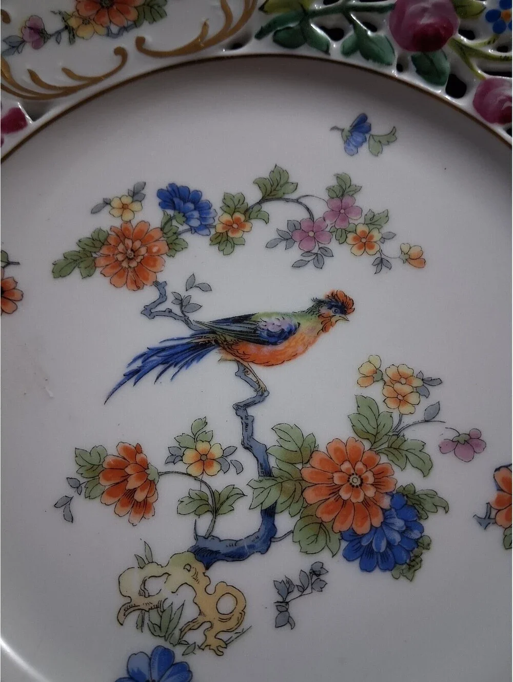 Union T Porcelain Floral and Bird Decorative Plate
